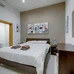 شقة Reid *
